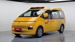 2023 Hyundai Staria L3.5 Kinder Safety Car, жёлтый — фото 1