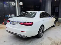 2022 Mercedes-Benz E-Class E350 4MATIC Avantgarde — фото 4