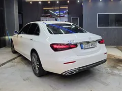 2022 Mercedes-Benz E-Class E350 4MATIC Avantgarde — фото 6