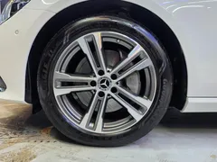 2022 Mercedes-Benz E-Class E350 4MATIC Avantgarde — фото 14