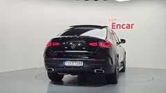 2022 Mercedes-Benz GLE-Class GLE400d 4MATIC Coupe, чёрный — фото 4