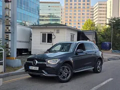2022 Mercedes-Benz GLC-Class GLC300e 4MATIC — фото 11