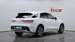 2023 Genesis GV70 2.5T Gasoline 2WD — фото 2