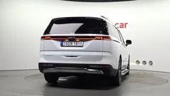 2023 Kia Carnival Gasoline 7-Seater Signature — фото 4