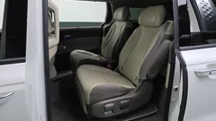 2023 Kia Carnival Gasoline 7-Seater Signature — фото 11