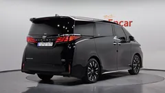 2024 Toyota Alphard 2.5 HEV Executive AWD, чёрный — фото 2