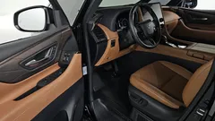 2024 Toyota Alphard 2.5 HEV Executive AWD, чёрный — фото 10