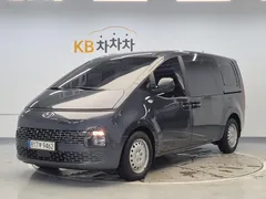 2022 Hyundai Staria Cargo 5-Seater — фото 2