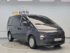 2022 Hyundai Staria Cargo 5-Seater — фото 11