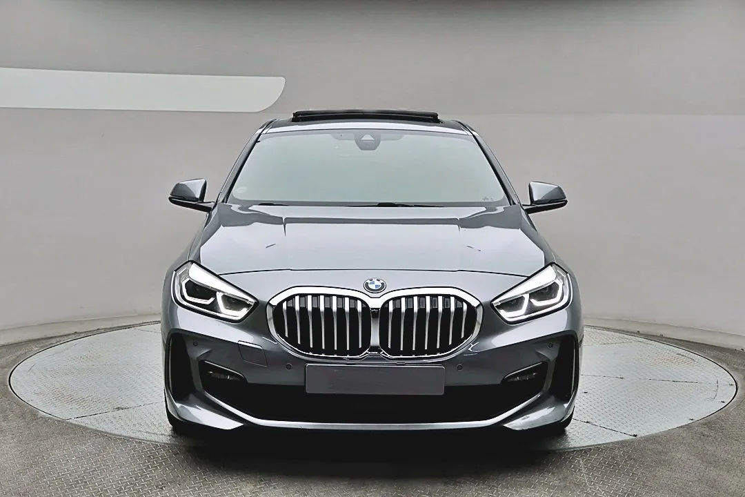 2022 BMW 1-Series 120i M Sports