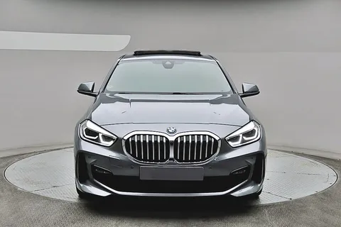 2022 BMW 1-Series 120i M Sports