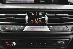2022 BMW 1-Series 120i M Sports — фото 9