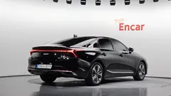 2023 Kia K8 Signature, чёрный — фото 2