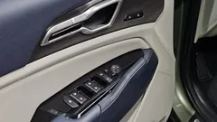 2022 Kia Sportage Signature Gravity 2WD, 연두색 — фото 17