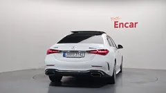 2023 Mercedes-Benz C-Class C300 4MATIC AMG Line — фото 4
