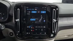 2023 Volvo XC40 B4 Ultimate Bright — фото 17