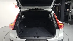 2023 Volvo XC40 B4 Ultimate Bright — фото 20