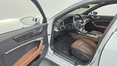 2023 Audi A6 40 TDI Quattro Premium — фото 10
