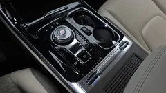 2022 Kia Carnival Gasoline 9-Seater Hi-Limousine — фото 9