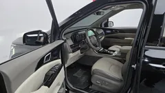 2022 Kia Carnival Gasoline 9-Seater Hi-Limousine — фото 19