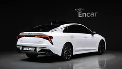 2024 Kia K5 Signature, белый — фото 2