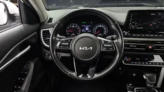 2023 Kia Seltos Gasoline 1.6 Turbo 4WD — фото 13