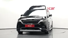 2023 Kia Carnival Diesel 9-Seater Hi-Limousine — фото 3