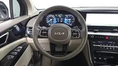 2023 Kia Carnival Diesel 9-Seater Hi-Limousine — фото 13