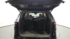 2023 Kia Carnival Diesel 9-Seater Hi-Limousine — фото 20