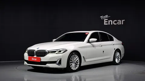2022 BMW 5-Series 523d Luxury