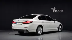 2022 BMW 5-Series 523d Luxury — фото 2