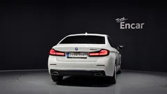 2022 BMW 5-Series 523d Luxury — фото 4