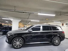 2023 Mercedes-Benz GLS-Class Maybach GLS600 4MATIC — фото 3