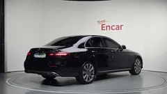 2022 Mercedes-Benz E-Class E450 4MATIC Exclusive — фото 2