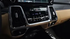 2023 Kia Sorento HEV 1.6 2WD — фото 19