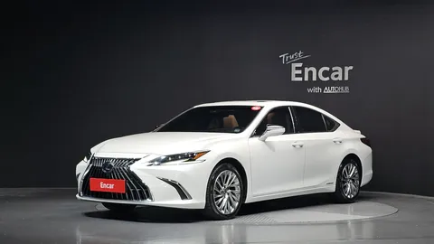 2022 Lexus ES Executive