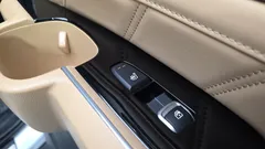 2023 Kia Sorento HEV 1.6 4WD — фото 19