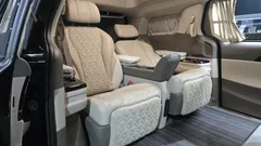 2023 Kia Carnival Gasoline 4-Seater Hi-Limousine — фото 11