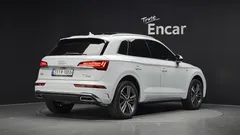 2023 Audi Q5 45 TFSI Quattro Premium — фото 2