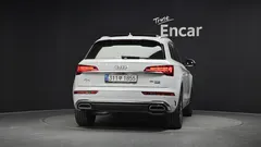 2023 Audi Q5 45 TFSI Quattro Premium — фото 4