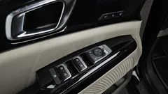 2023 Kia Carnival Diesel 9-Seater Signature — фото 16