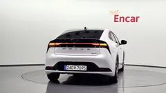 2024 Toyota Prius 2.0 PHEV XSE — фото 4