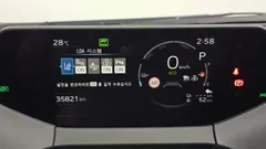 2024 Toyota Prius 2.0 PHEV XSE — фото 8