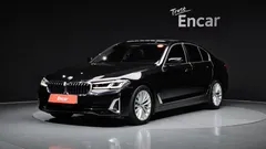 2023 BMW 5-Series 523d Luxury — фото 1