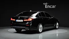 2023 BMW 5-Series 523d Luxury — фото 2