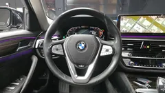 2023 BMW 5-Series 523d Luxury — фото 13