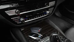 2023 BMW 5-Series 523d Luxury — фото 18