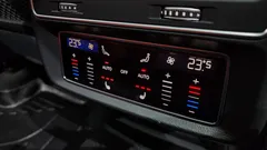 2023 Audi SQ7 4.0 TFSI Quattro, белый — фото 19