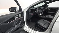 2022 Mercedes-Benz E-Class E220d 4MATIC AMG Line — фото 10
