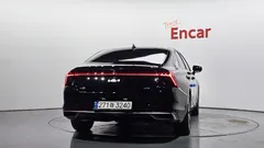 2023 Kia K8 Signature Special — фото 4